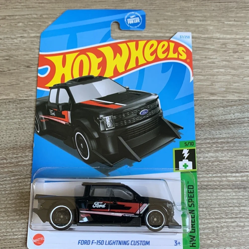 Hot Wheels Ford F150 Lightning Custom Truck Black Electric Vehicle EV Hotwheels